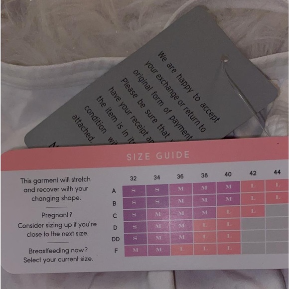 Truly seamless maternity & nursing bra white - Picture 5 of 9